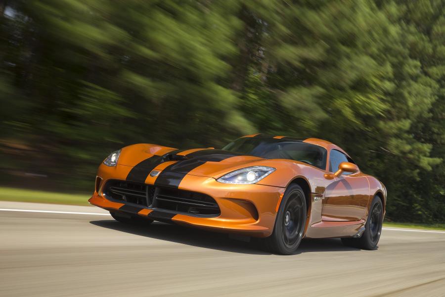  Dodge Viper GTC 2015 года  (фото 1 из 14)